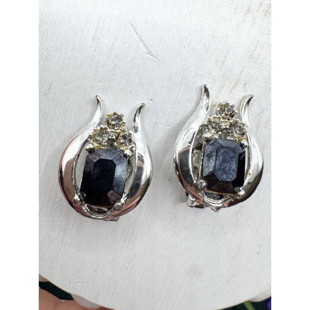 Vintage Clip On Earrings Evening Wear Dark Faceted Stone Rhinestones Harp Shape